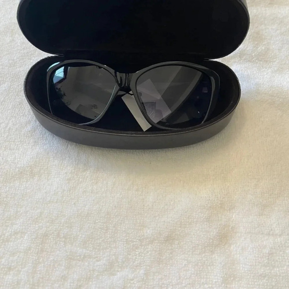 Michael Kors Sunglasses - Picture 8 of 10